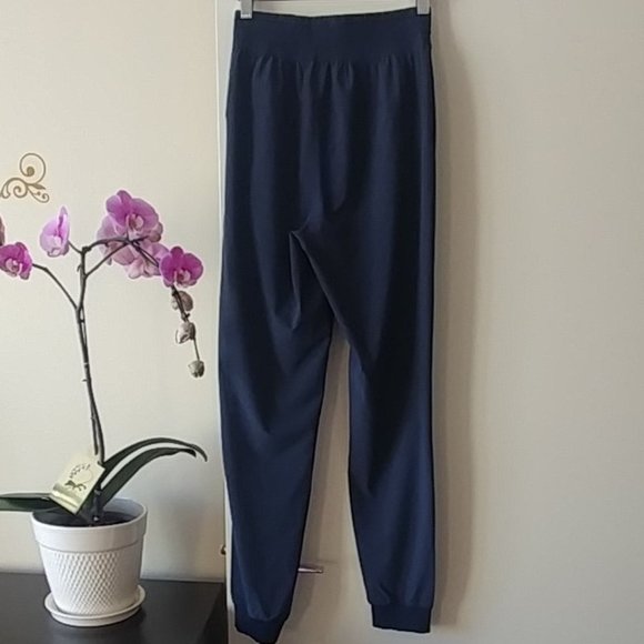 Lululemon Wanderer Jogger Full Length - Picture 6 of 16